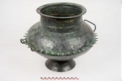 Foto von Bronzefußamphore (NHMW-PRAE-025259)